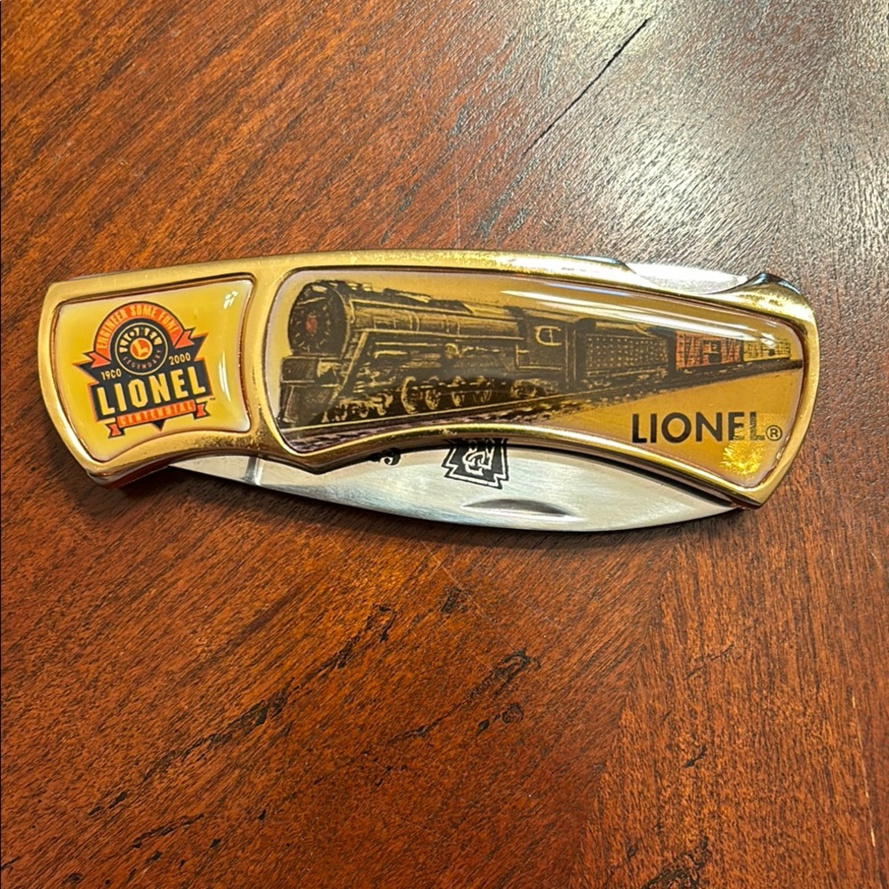 Lionel Train 100th Anniversary Collector’s Knife. 1900-2000 New in box